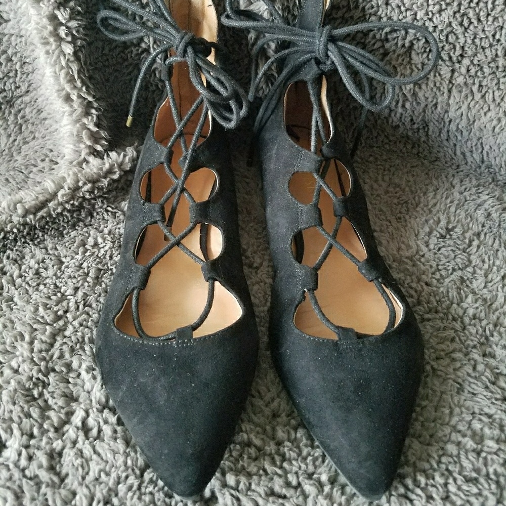 Nine West Black Lace up Flats 8.5